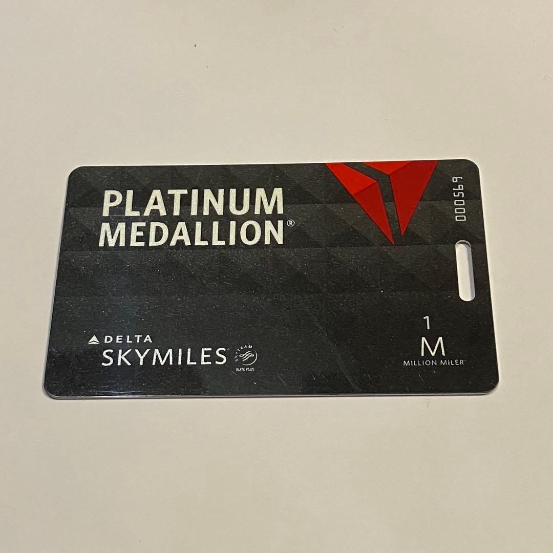 デルタ航空ミリオンマイラータグセット