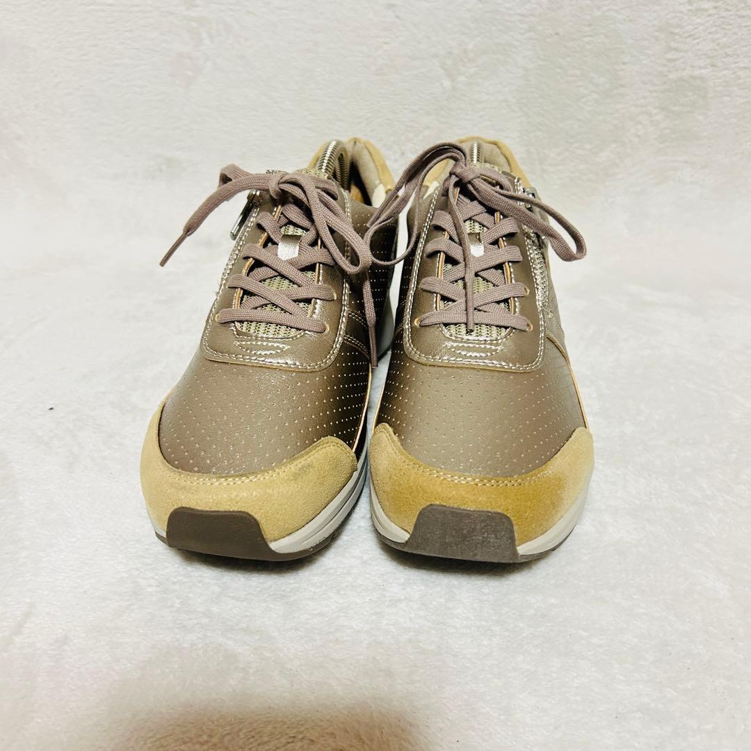 美品　AKAISHI アカイシ　126ウォーキングスニーカー　外反母趾