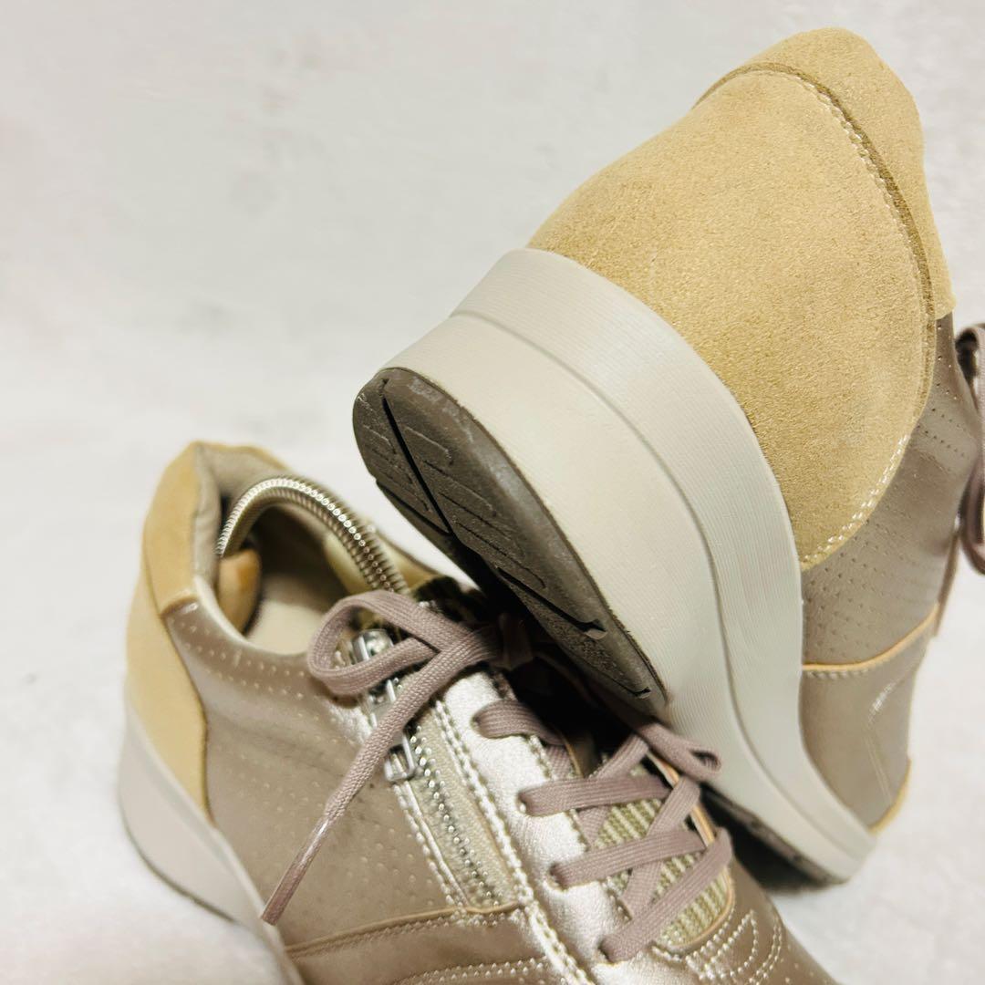 美品　AKAISHI アカイシ　126ウォーキングスニーカー　外反母趾