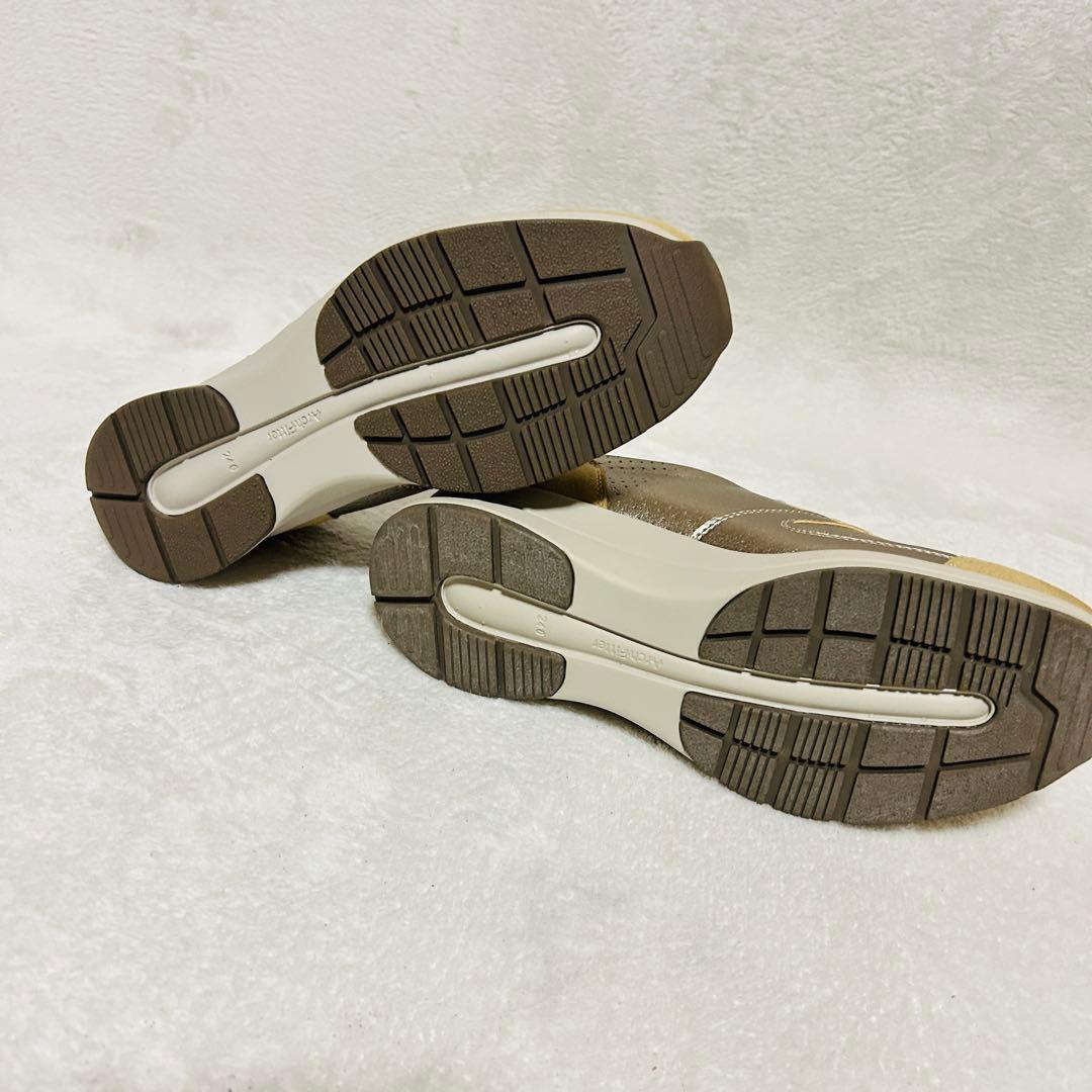 美品　AKAISHI アカイシ　126ウォーキングスニーカー　外反母趾