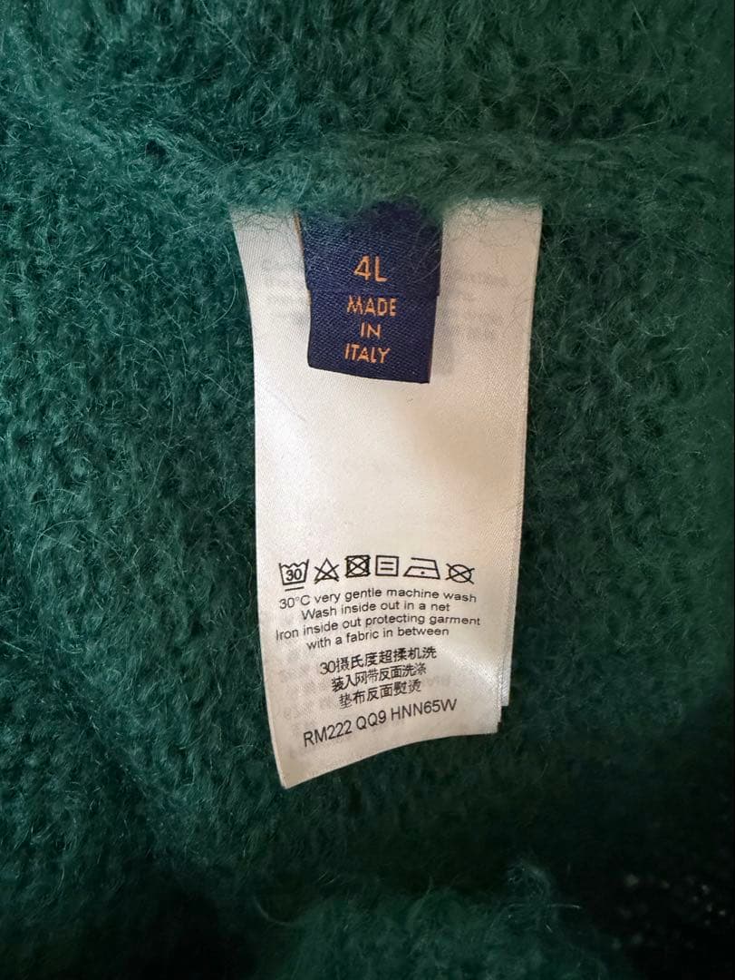 超美品　ルイヴィトン　LOUIS VUITTONグリーン カーディガン