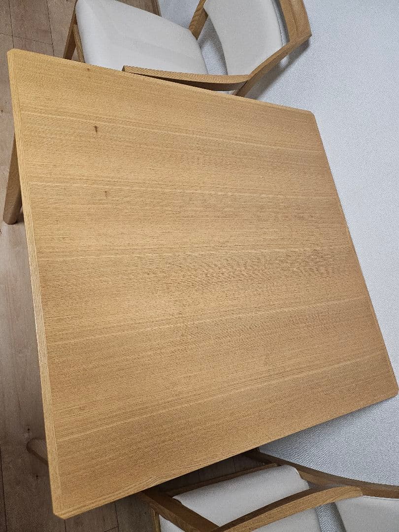 ニトリ木製ダイニングテーブルと椅子2脚セット