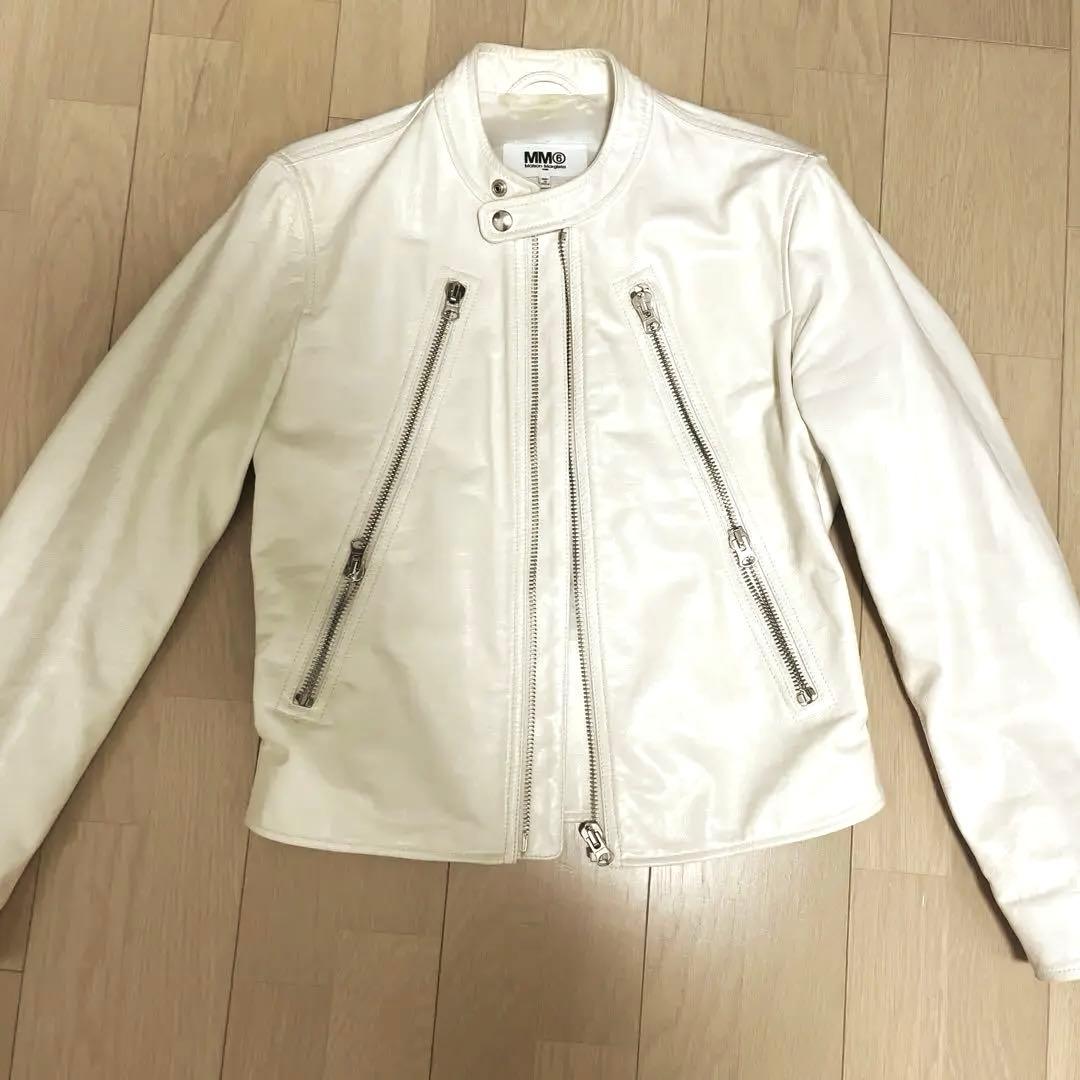 マルジェラ　ハの字ライダースジャケット2020年　mm6