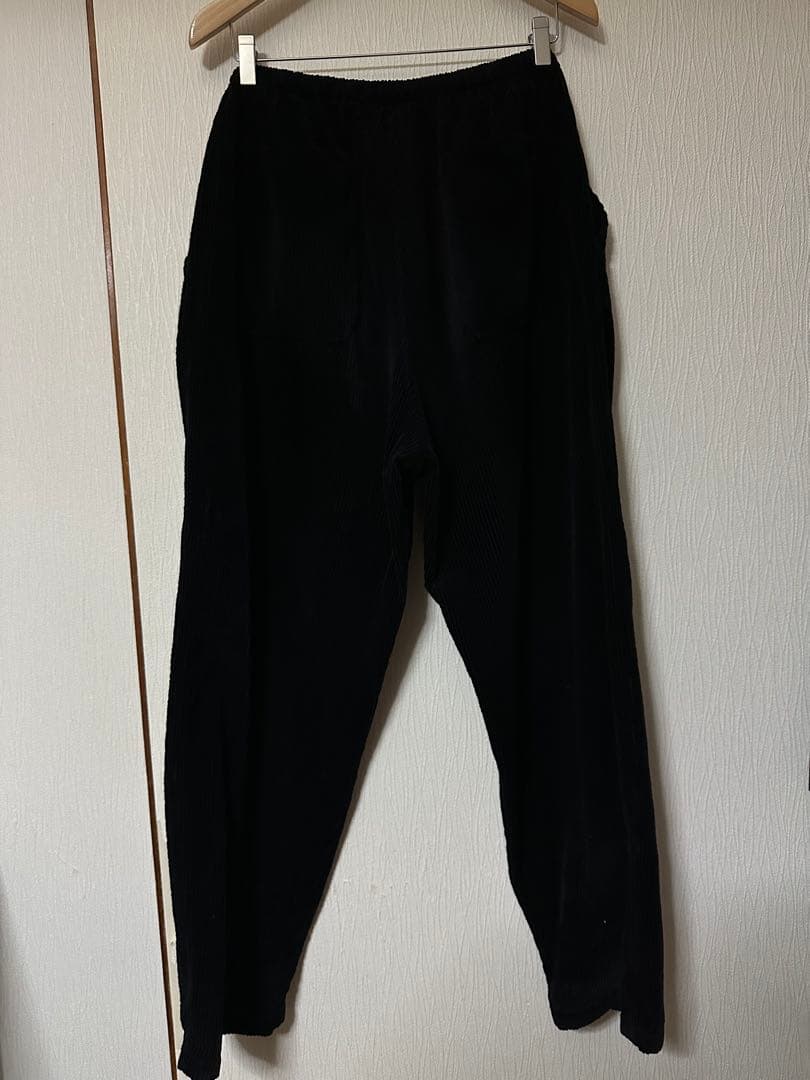 COMOLI ドローストリングパンツ(25aw)