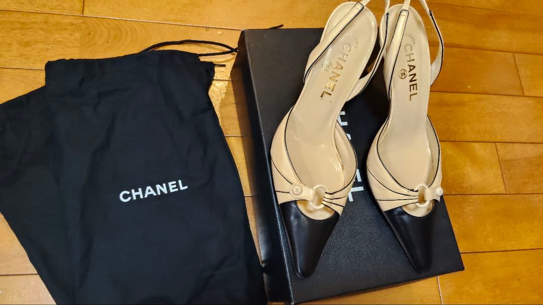 CHANEL ベージュ ブラック スリングバックパンプス