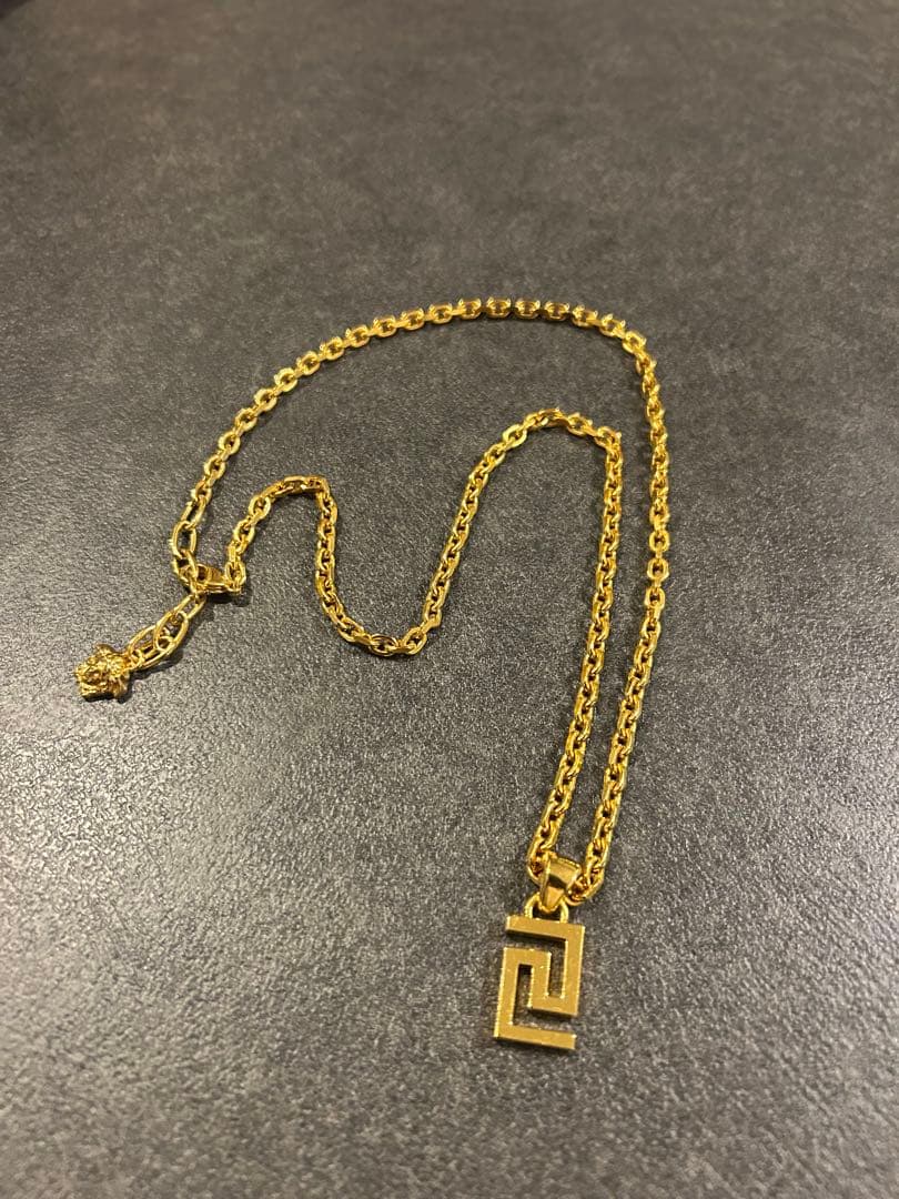 VERSACE ヴェルサーチ　ネックレス　ゴールド