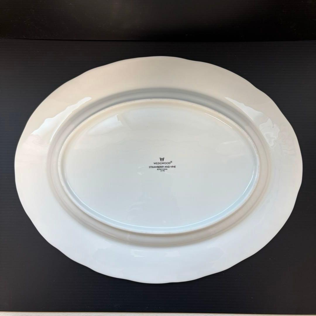 【美品】ウエッジウッド ストロベリー&バイン オーバル プレート 皿 2枚 ペア