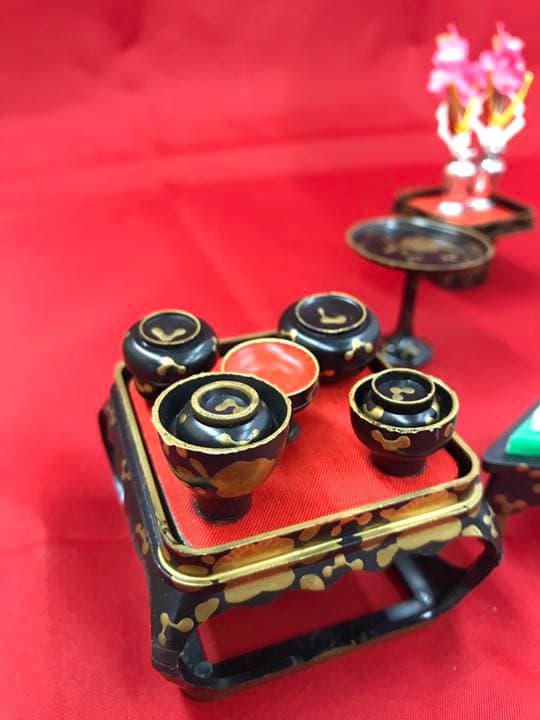 お雛様　お道具　懸盤膳揃　菊印6.0cm