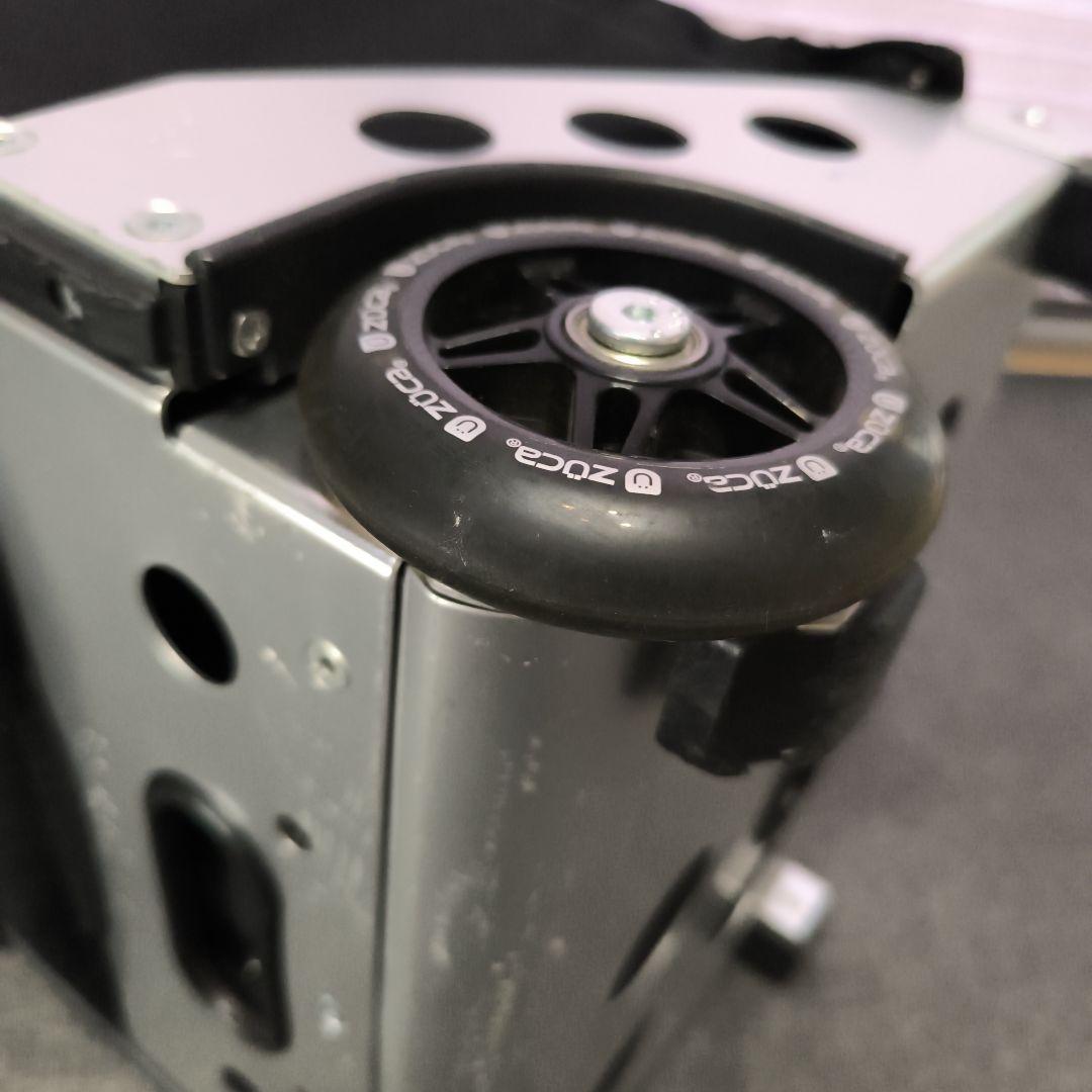 R18様専門　ZUCA(ズーカ) キャリーバッグ - 黒 2輪