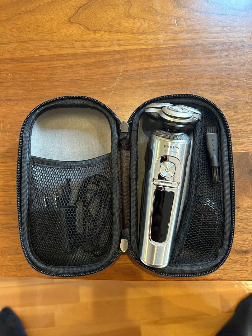 PHILIPS S9000 プレステージ 72枚刃 最高級モデル