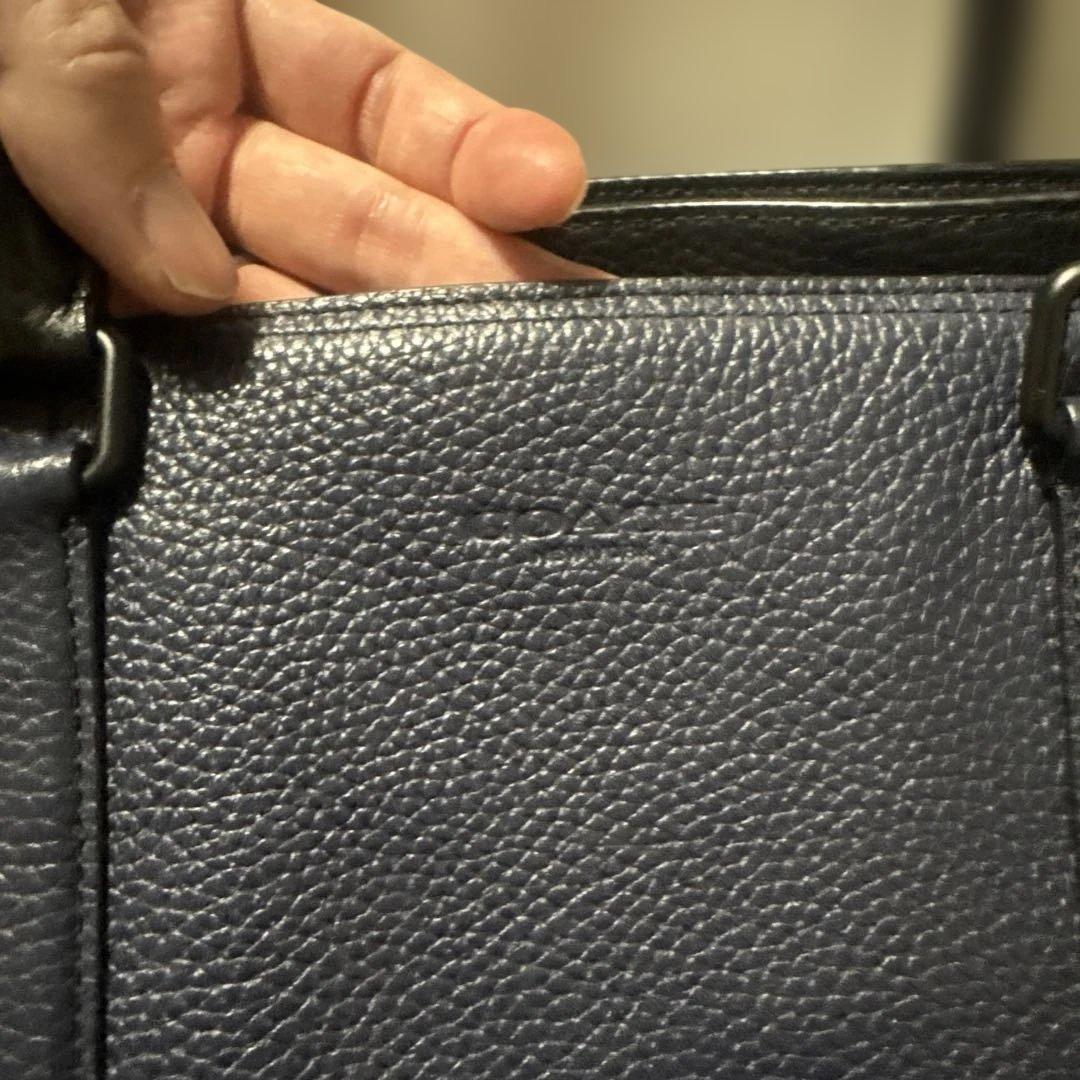 COACH ネイビー 黒レザー トートバック　A4ネイビー レザー トートバッグ