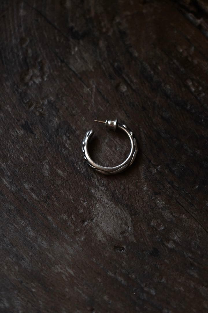 Antidote buyers club ピアス iolom detaj