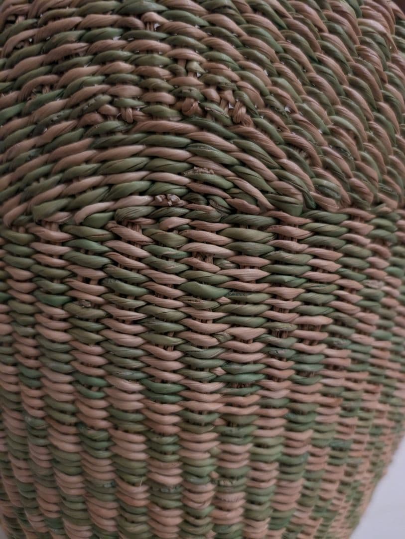 かごバッグ　革　円筒形