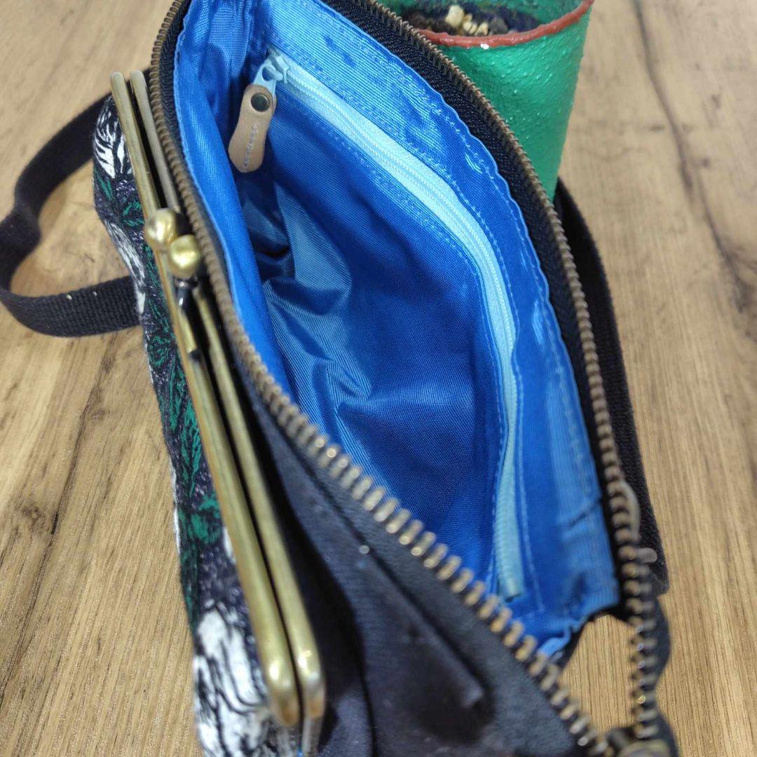 ミナペルホネン/rosyロージィーネイビー/がま口お財布ポシェットmina-pe