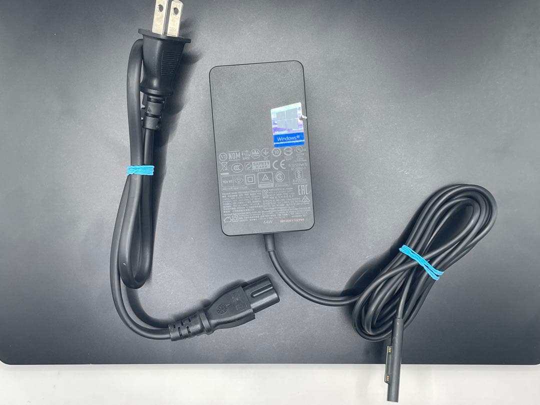 ま*る様 Surface Laptop 4 i7 (16GB / 256GB)中