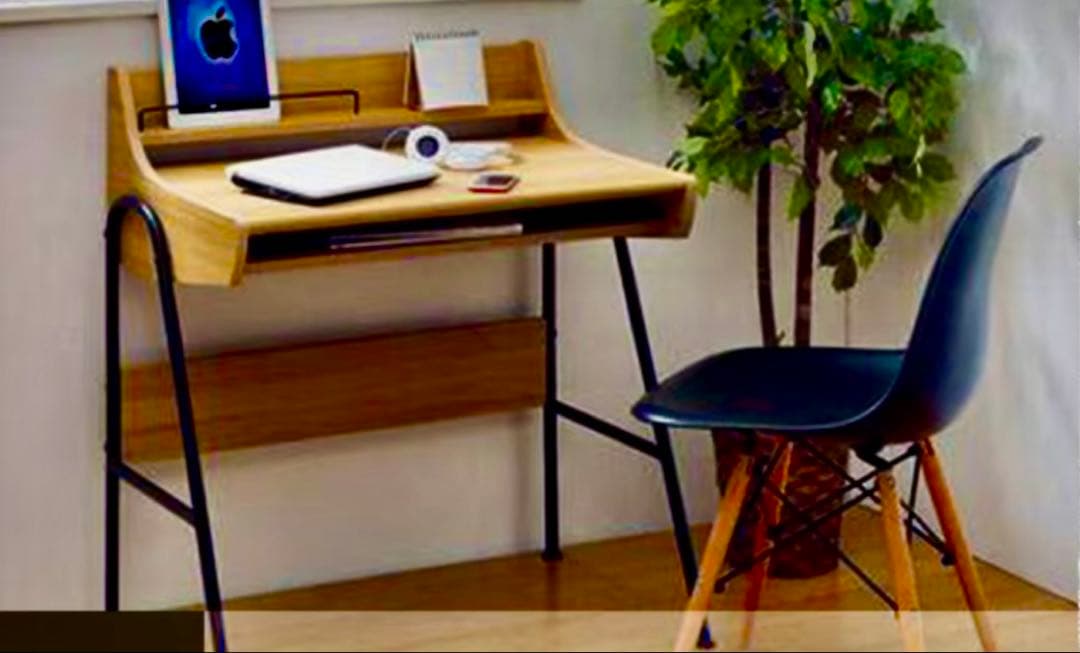 新品，、未開封ニトリＰＣデスク