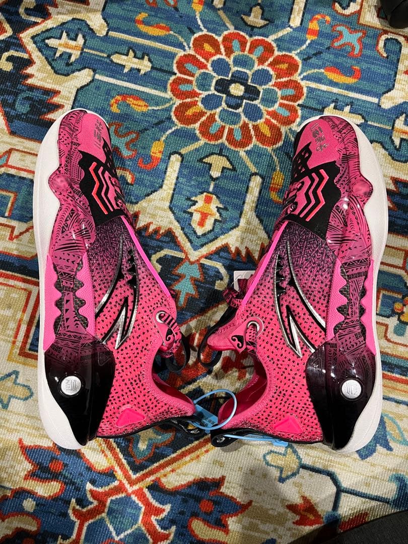 サイズUS9 カイリーアービング Anta Shockwave 5 pro PE