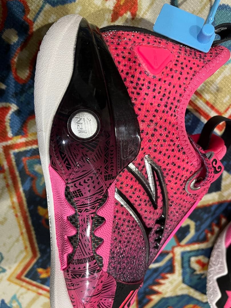 サイズUS9 カイリーアービング Anta Shockwave 5 pro PE