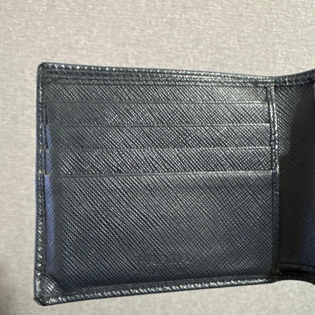 早い者勝ち！！【紙袋・証明書・箱付き】PRADA プラダ折り財布　 ネイビー