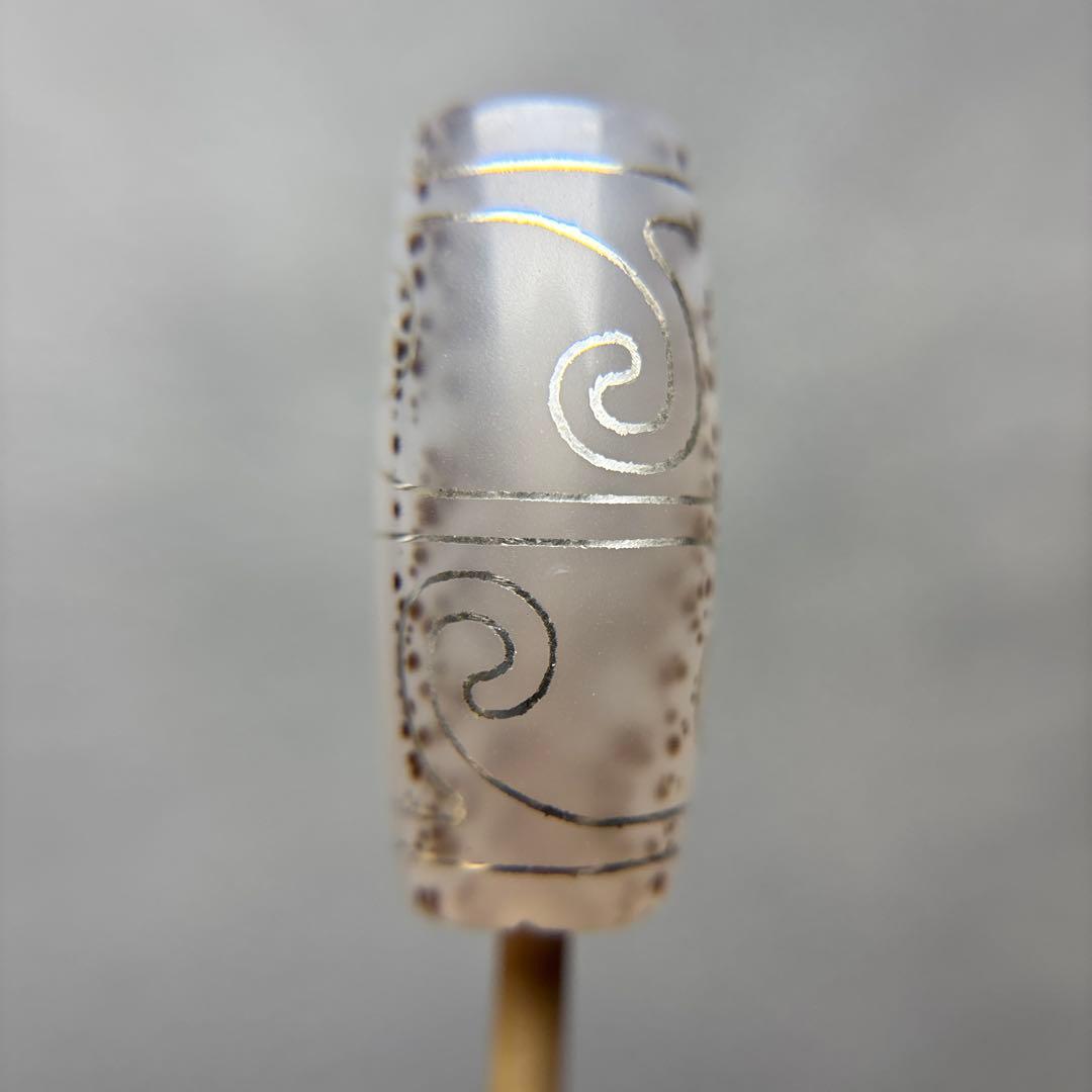 くまごろう玉髄　銀線白毫天珠　デンドリ入り　11-94