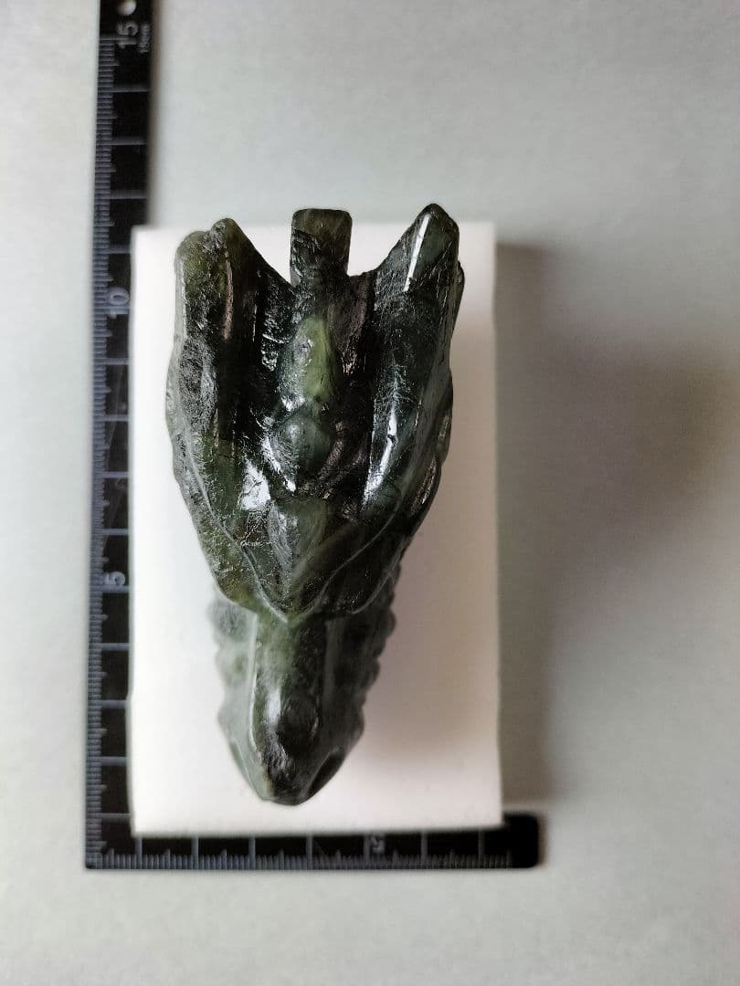 ＹuKaIxcheIページ 龍の頭(ドラゴンヘッド)の 置物です。