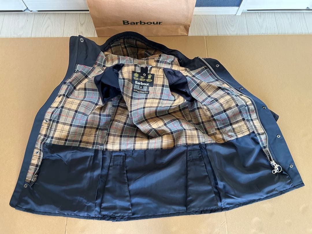 バヴァー Barbour ネイビー ジャケット ノンオイル　Hooded 36
