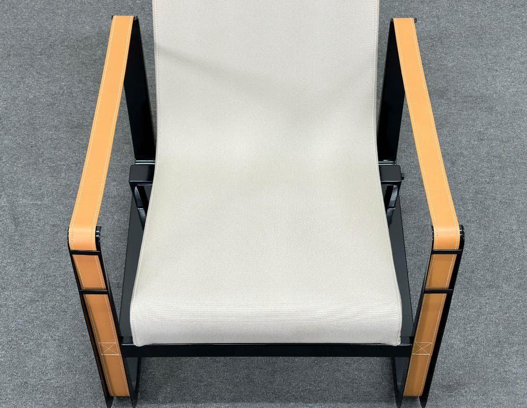 ジャン・プルーヴェ初期の名作チェア■Vitra■Citeアームチェア　ベージュ系