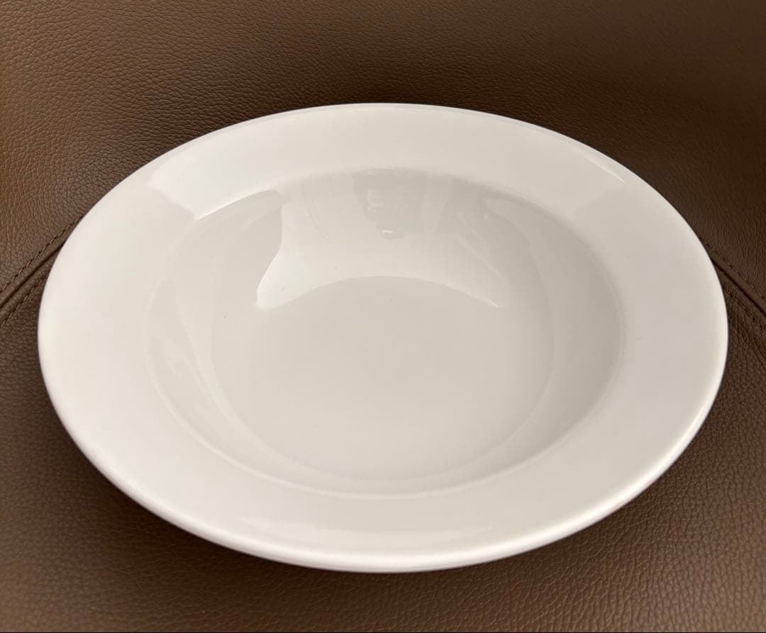 コンランショップ　プレート23cm、31cm、深皿25.5cm の5枚セット