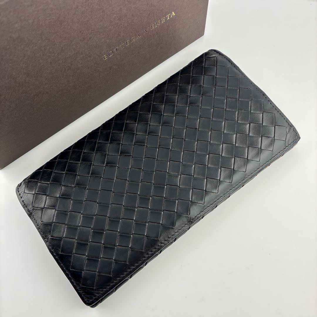【美品】BOTTEGA VENETA イントレチャート　二つ折レザー　ブラック