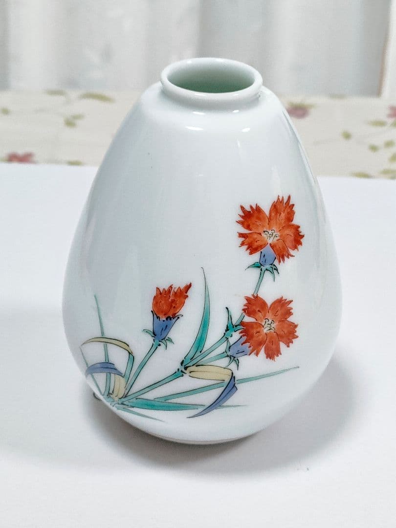 ●4792#0119　人間国宝第十四代酒井田柿右衛門　錦 撫子文 一輪生0331