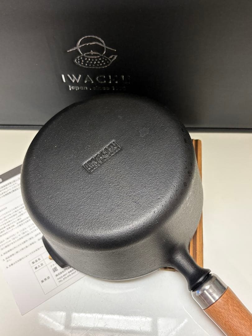 南部鉄器　片手鍋 木柄ハンドル　16cm 蓋　鍋敷き