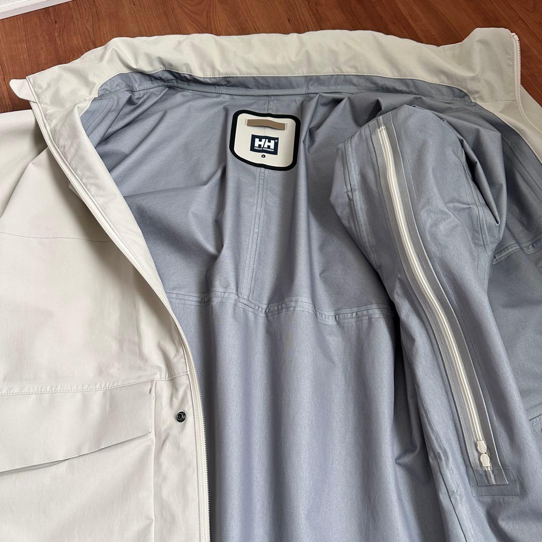 HELLY HANSEN フレイムレインコート(フード有)