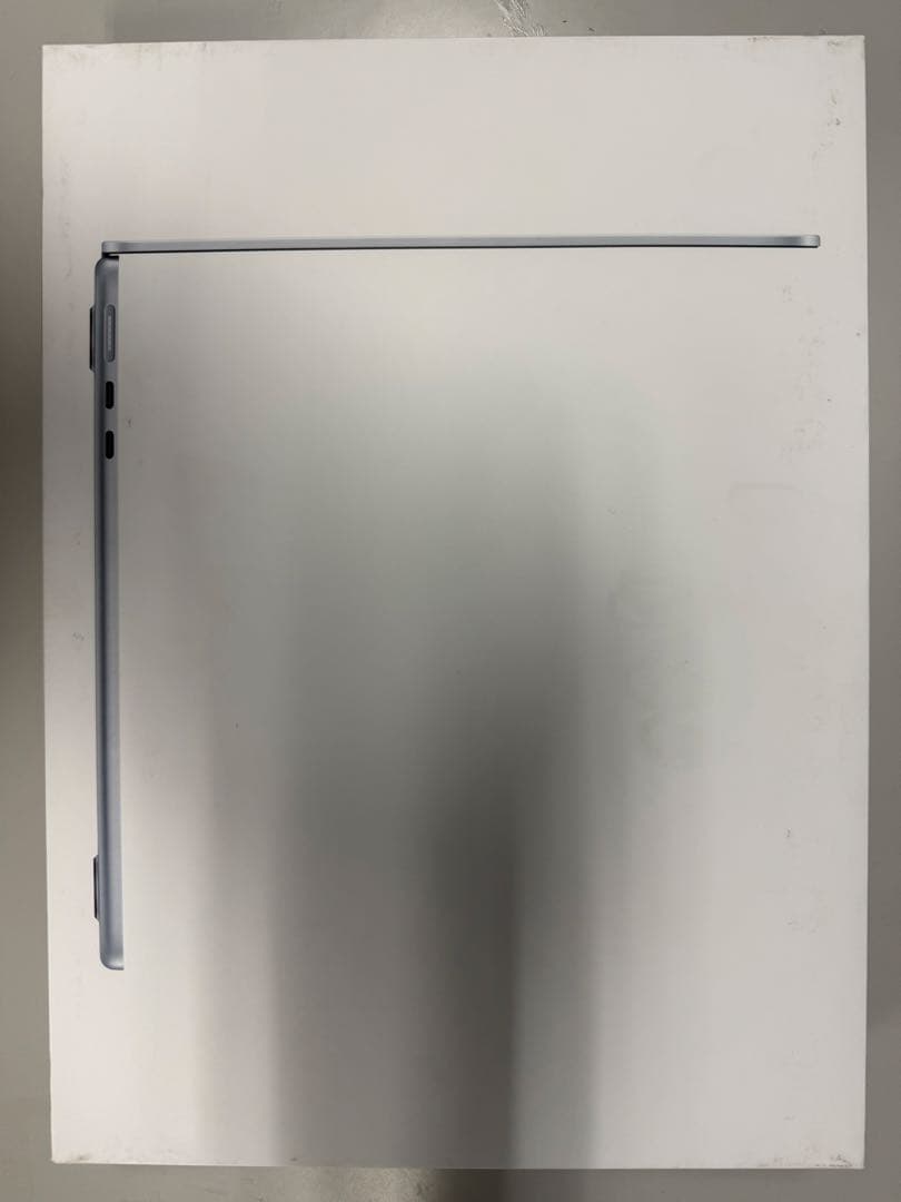 MacBook Air スカイブルー