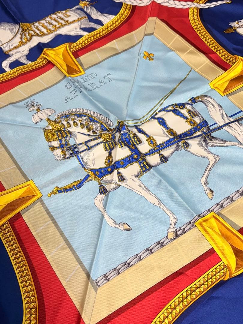 HERMES カレ90 スカーフ GRAND APPARAT 盛装の馬