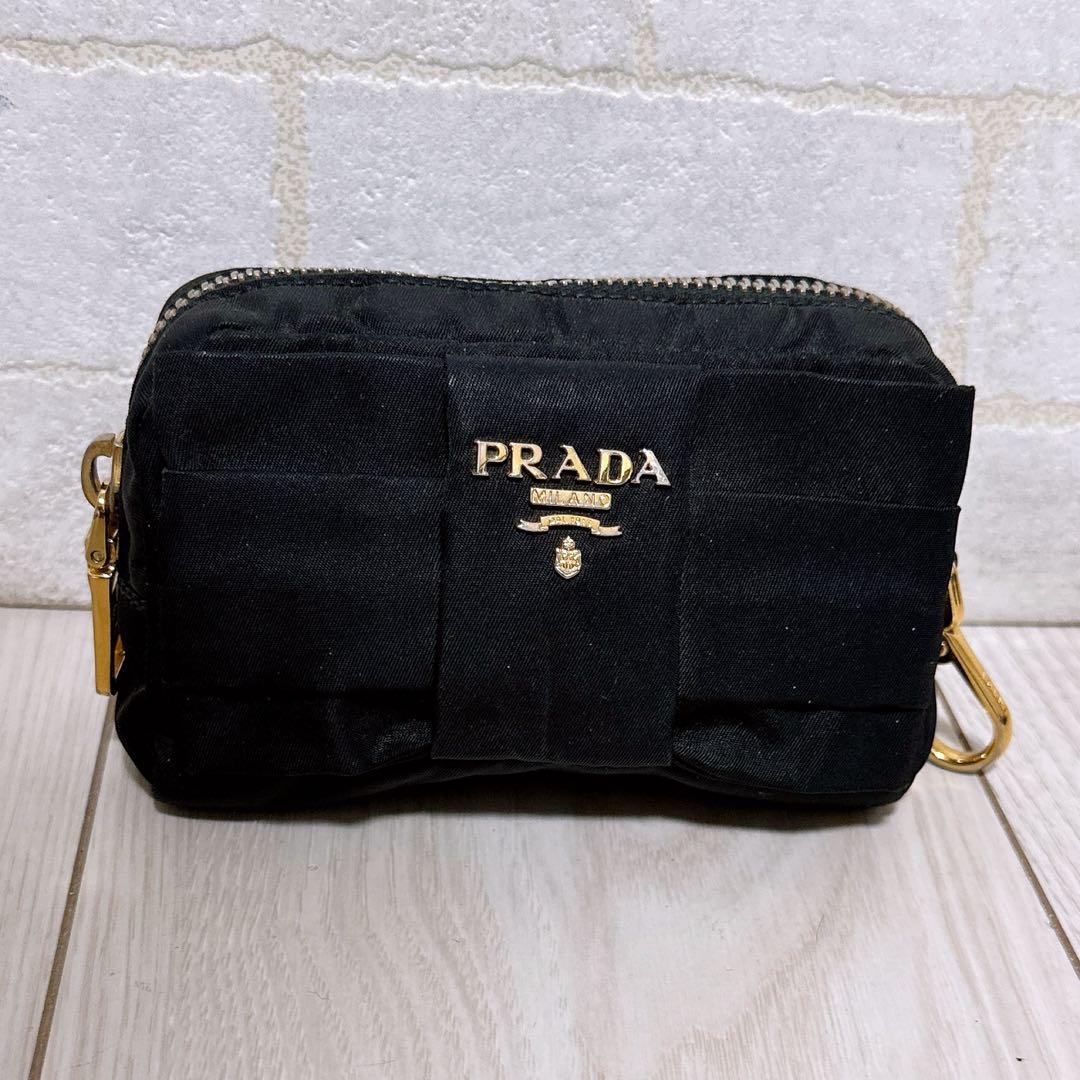 『美品』PRADA(プラダ)ポーチ ナイロン