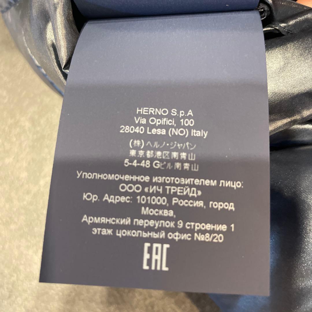 HERNOネイビー フード付きダウンベスト☆