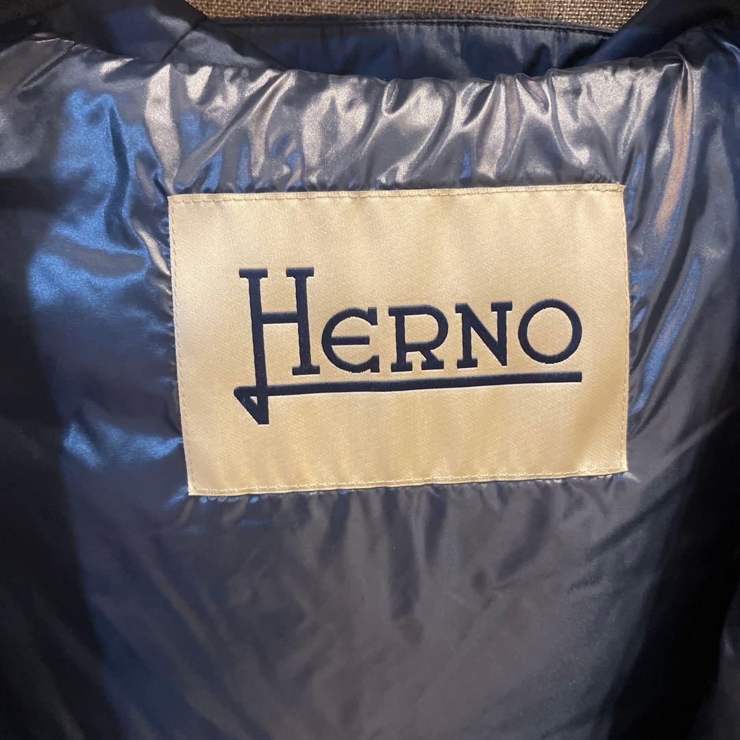 HERNOネイビー フード付きダウンベスト☆