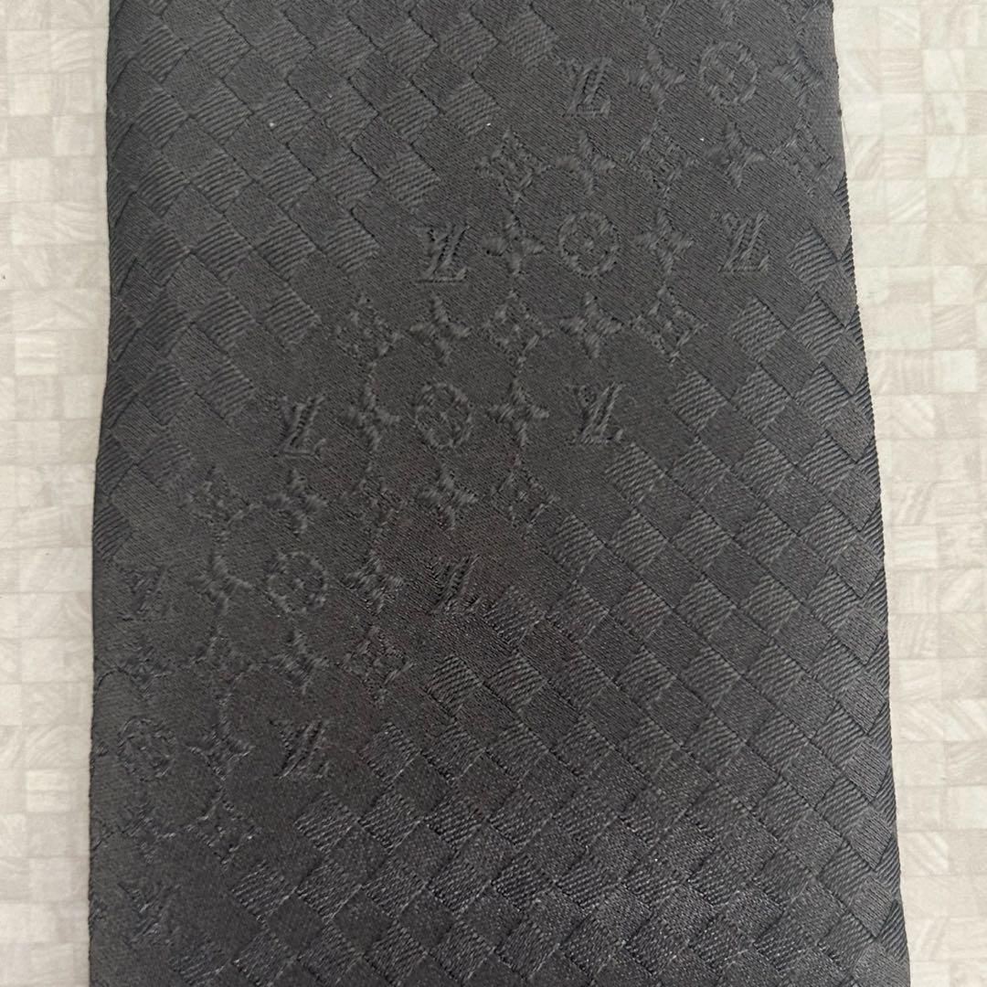 Louis Vuitton ルイ・ヴィトン　ダークグレー　モノグラム ネクタイ