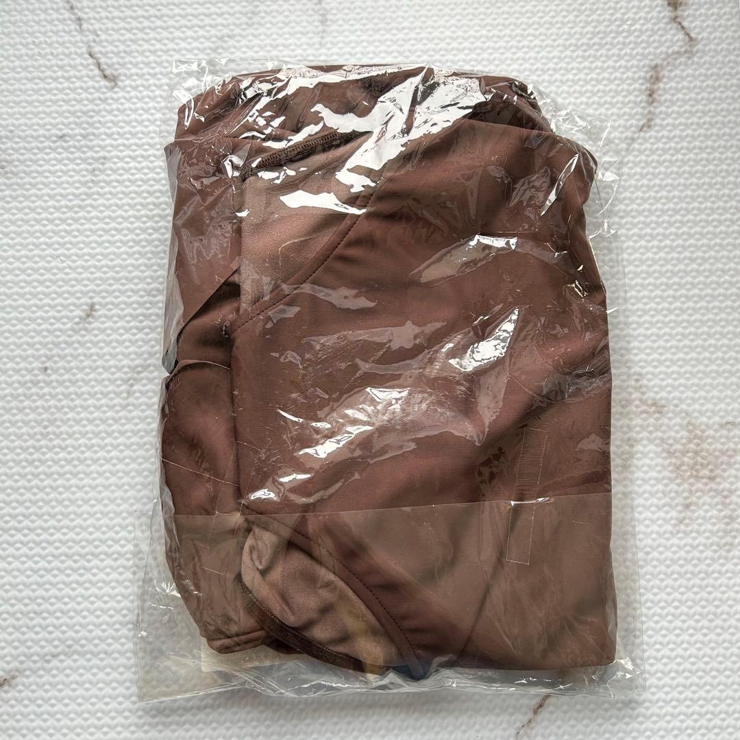 【新品】anuans　アニュアンス　フリルスリーブワンピース 水着　S　ブラウン