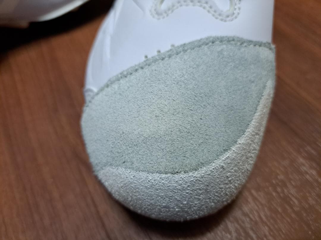 新品ミズノ野球金具スパイク　白　28㎝　マジックテープ式　右足ピ革付