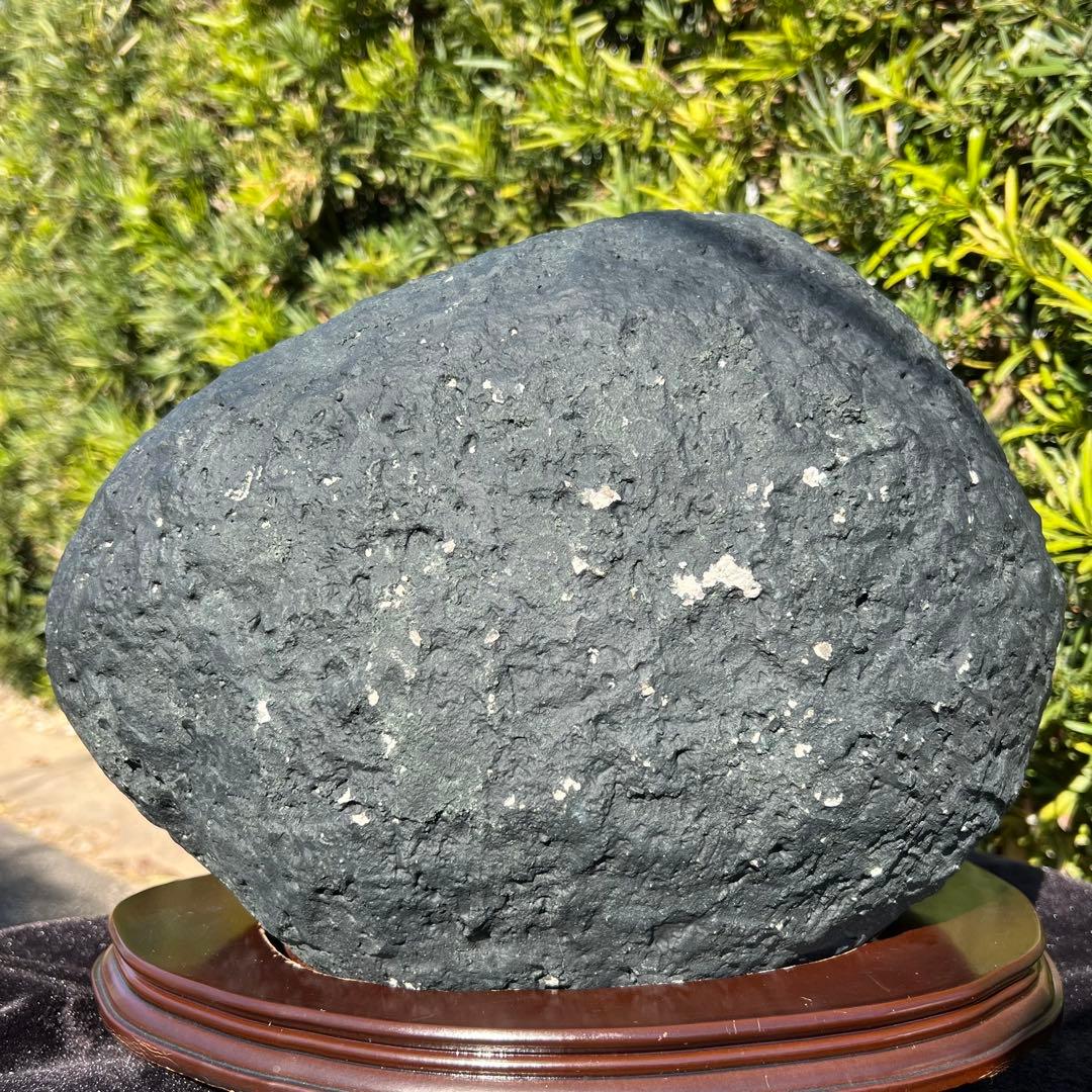 ☆極深紫の神々しい輝き☆ウルグアイ産 アメジスト ジオード 笑口 天然石 原石