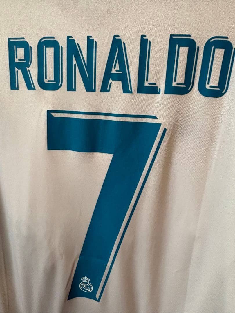 【希少】 ロナウド レアル・マドリード 17/18 CL決勝 長袖 海外Mサイズ