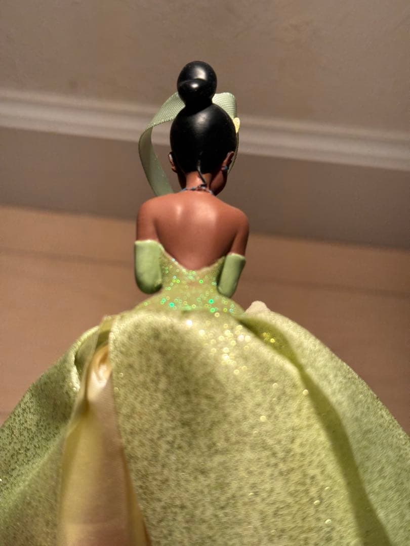 【希少★レア】海外パーク品　プリンセスと魔法のキス　ティアナ　オーナメント