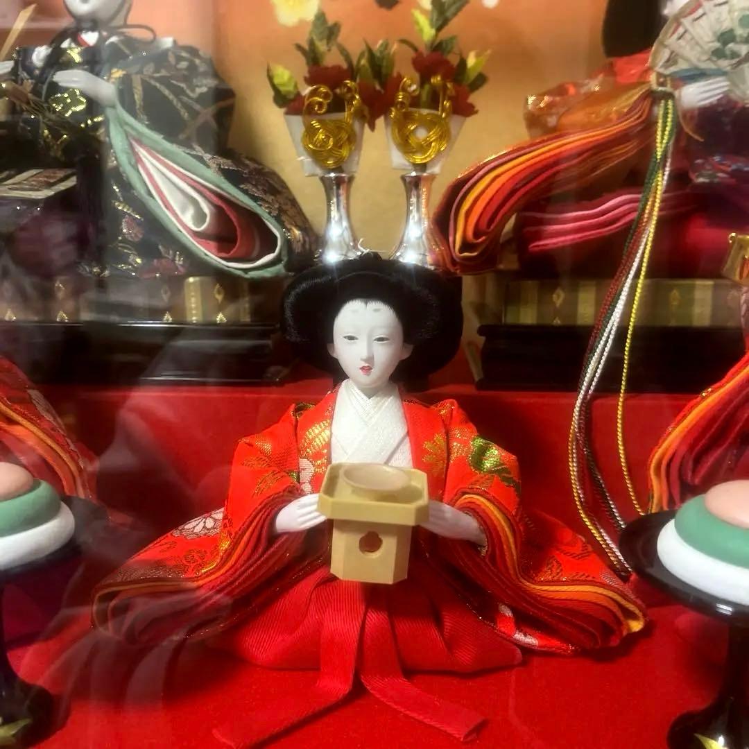 雛人形 三人官女 ぼんぼり.点灯.煌びやかなガラスケース飾り大型配送込み