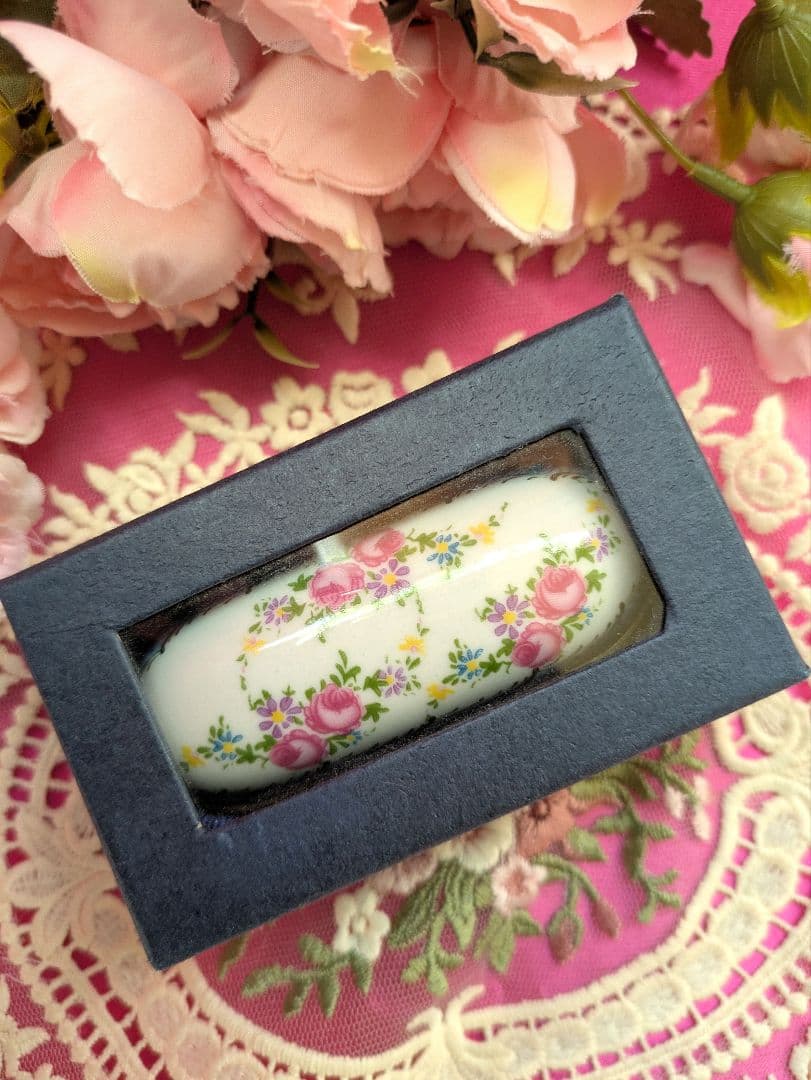 2月のお値下げ✽仏リモージュボックス✽ピルケース✽VINTAGE(修復アリ品)
