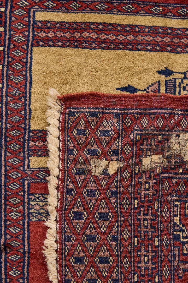 ヴィンテージラグ　トライバルラグ　パキスタン産（94×65cm）赤　黄　紺　黒