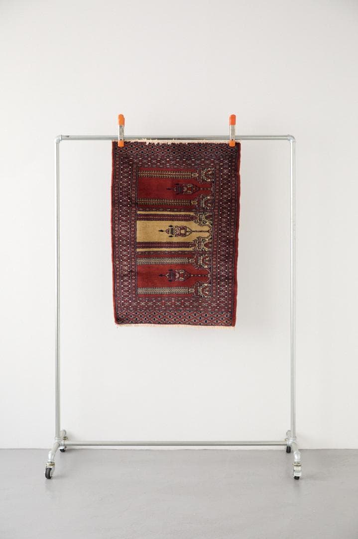 ヴィンテージラグ　トライバルラグ　パキスタン産（94×65cm）赤　黄　紺　黒