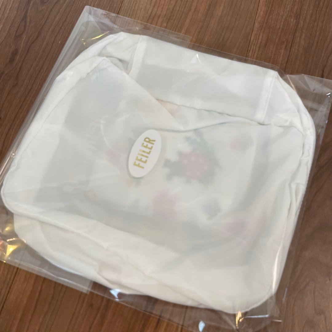 新品・未使用　FEILER フェイラーハイジ柄ガーメントケースMサイズ