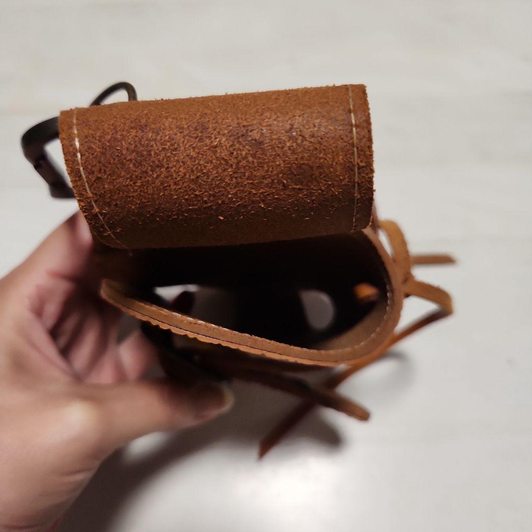 レザーウォレット革財布透かし彫カービング×パイソン ストラップ付&ウエストケース