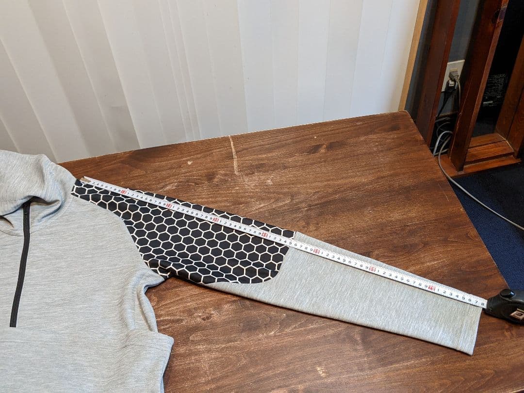 デサント　ゴルフ　ダンボール　ニット　ジャージー　ジャケット　パーカー　ウェア